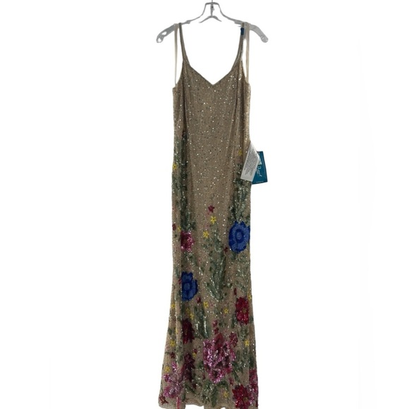 NWT Mac Duggal Floral Embellished Spaghetti Strap 12 Gown - Picture 8 of 10